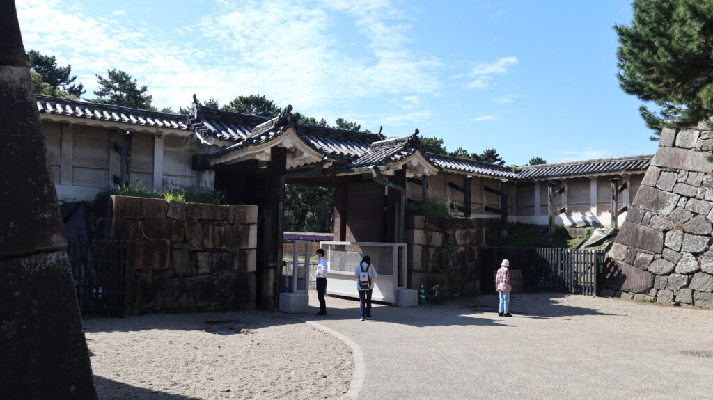 Indgangen til Nagoya Slot. 