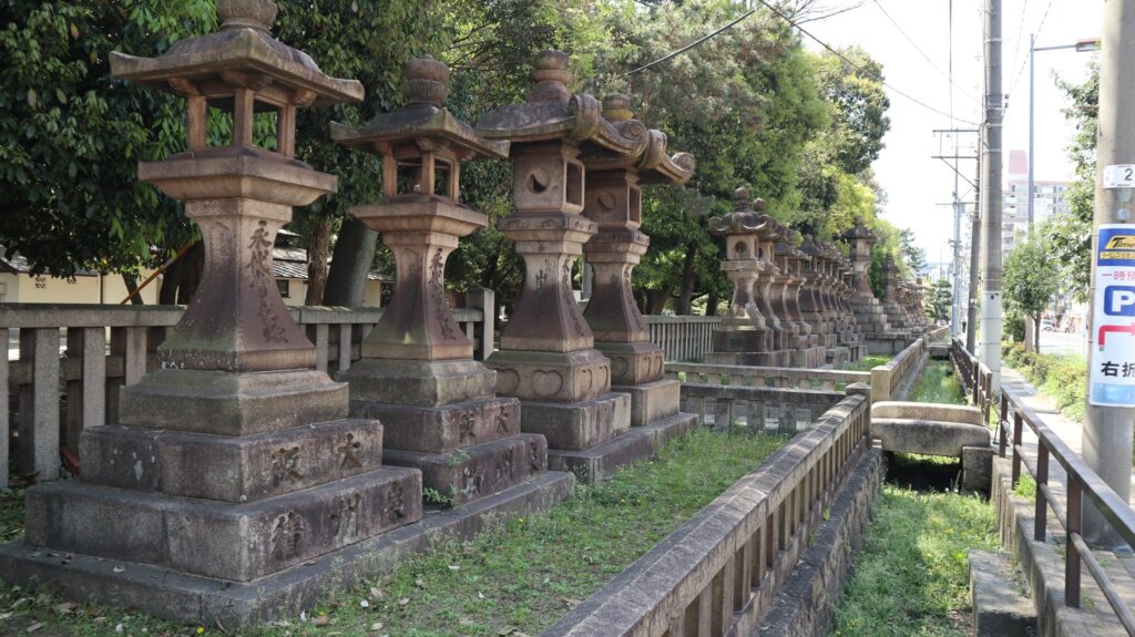 Vejen ned til Sumiyoshi Taisha i Osaka, 